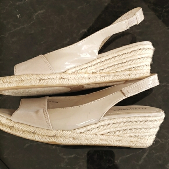 ELLEN Tracy Espedrilles" Keeffe" Nude 6.5m GUC - Picture 6 of 10